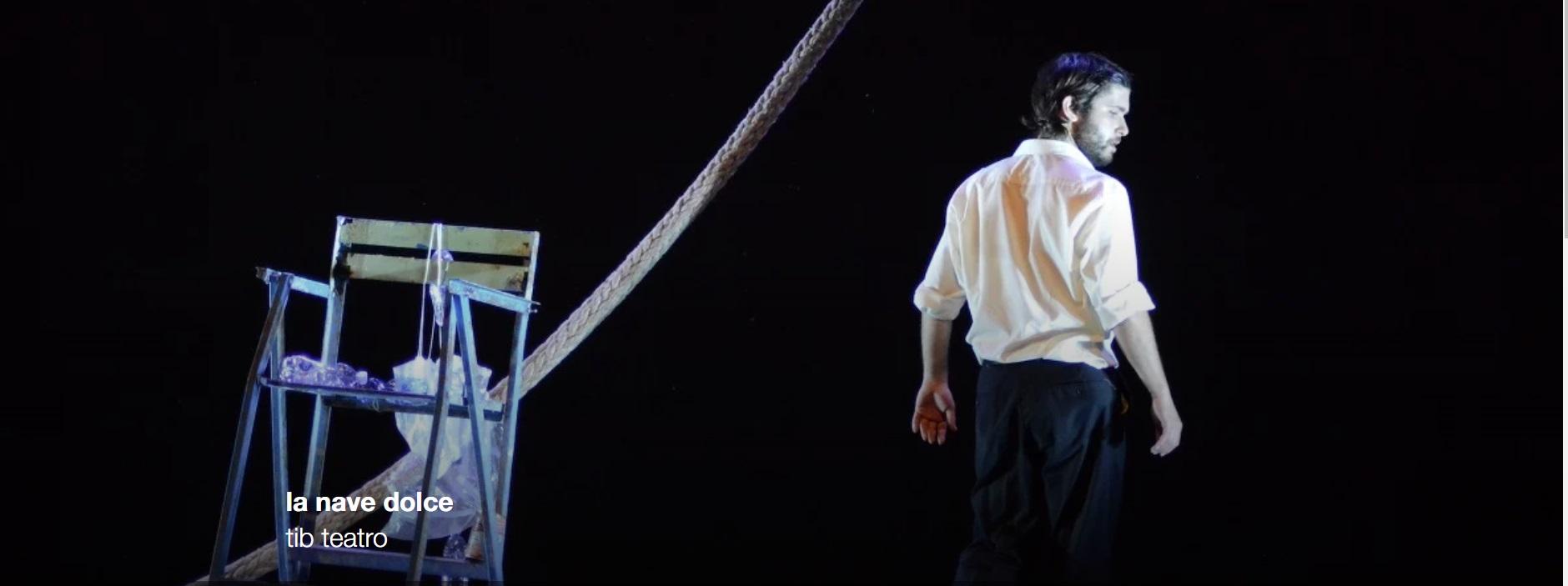la nave Dolce- Teatro di sera 
